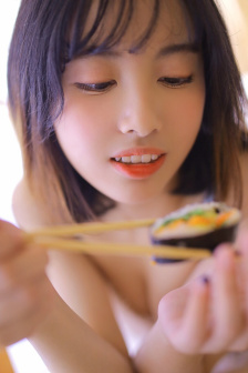 再把腿X开一点就可以吃到扇贝了